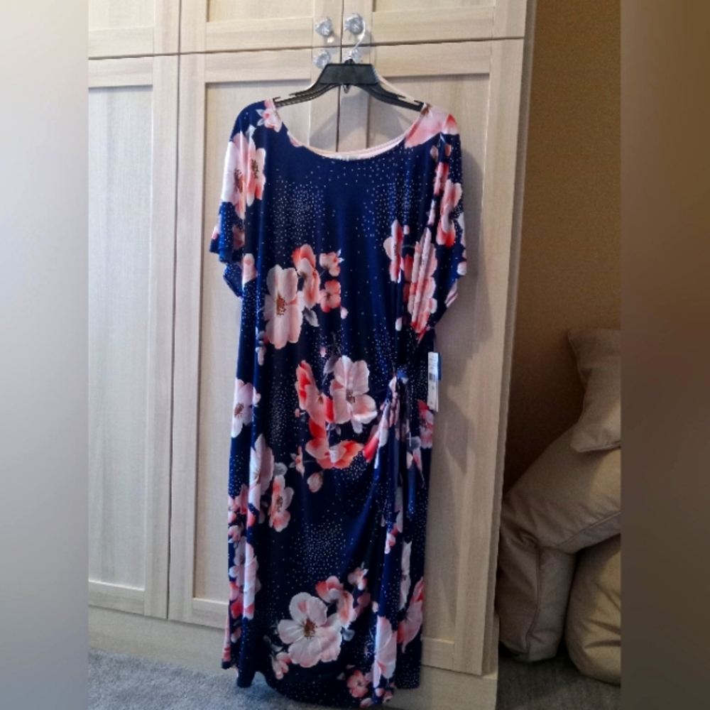 Robbie Bee Plus Size Floral Side Tie Dress